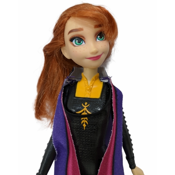 Autumn Swirling Adventure Anna - Picture 2 of 8